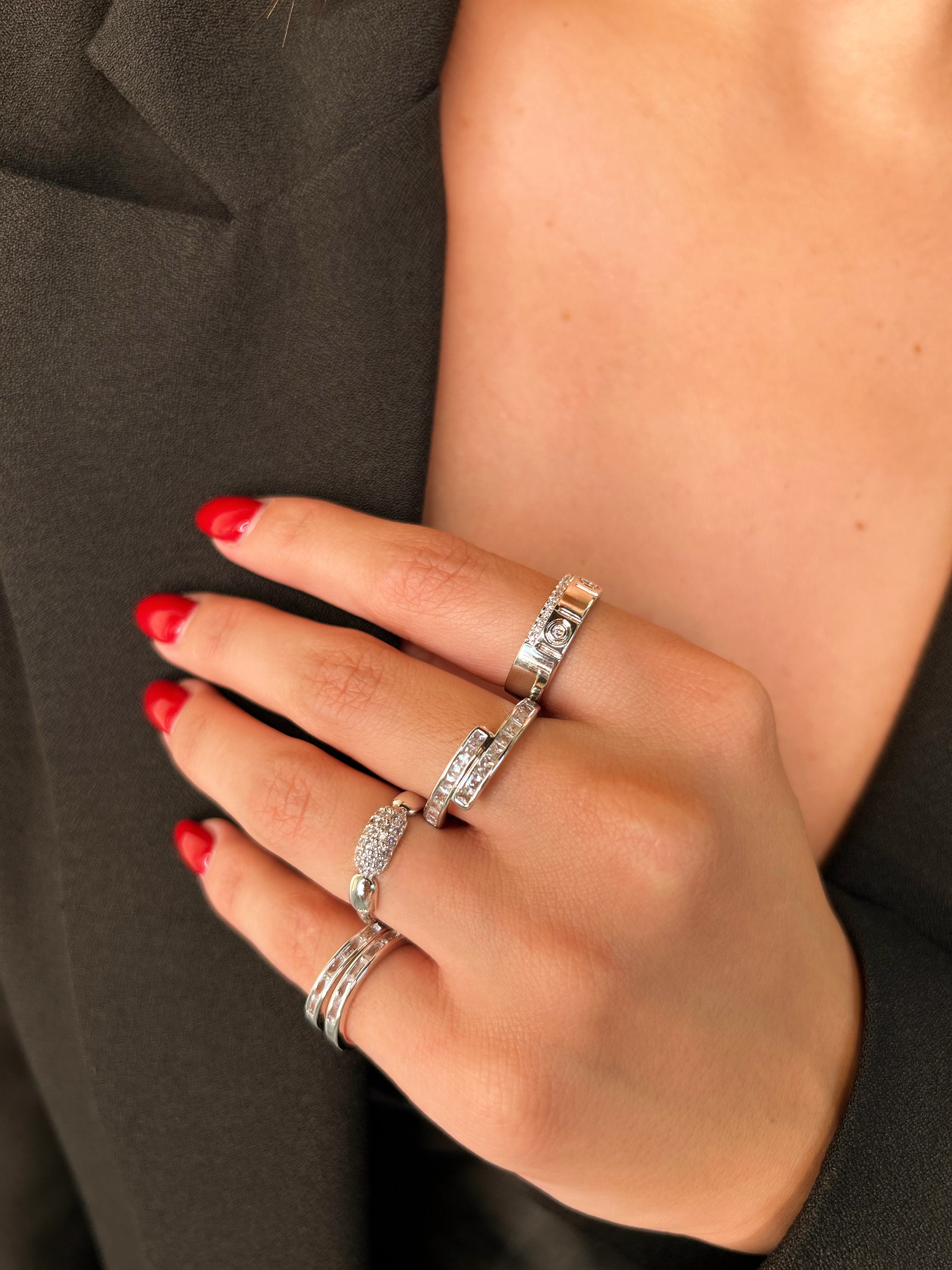 Anel Inspiração Banho Ródio Premium