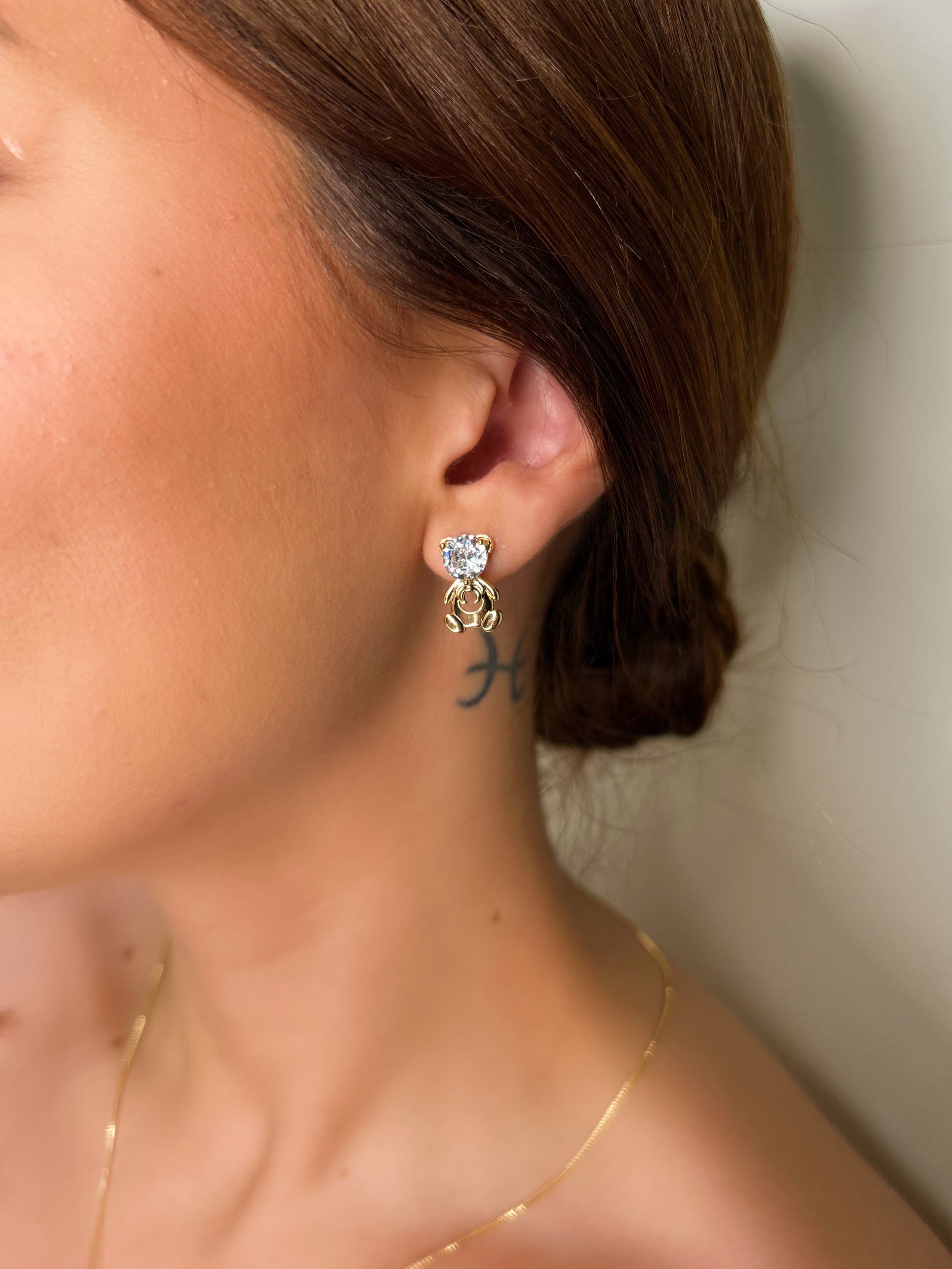 Brinco Urso Com Zircônia Dourado