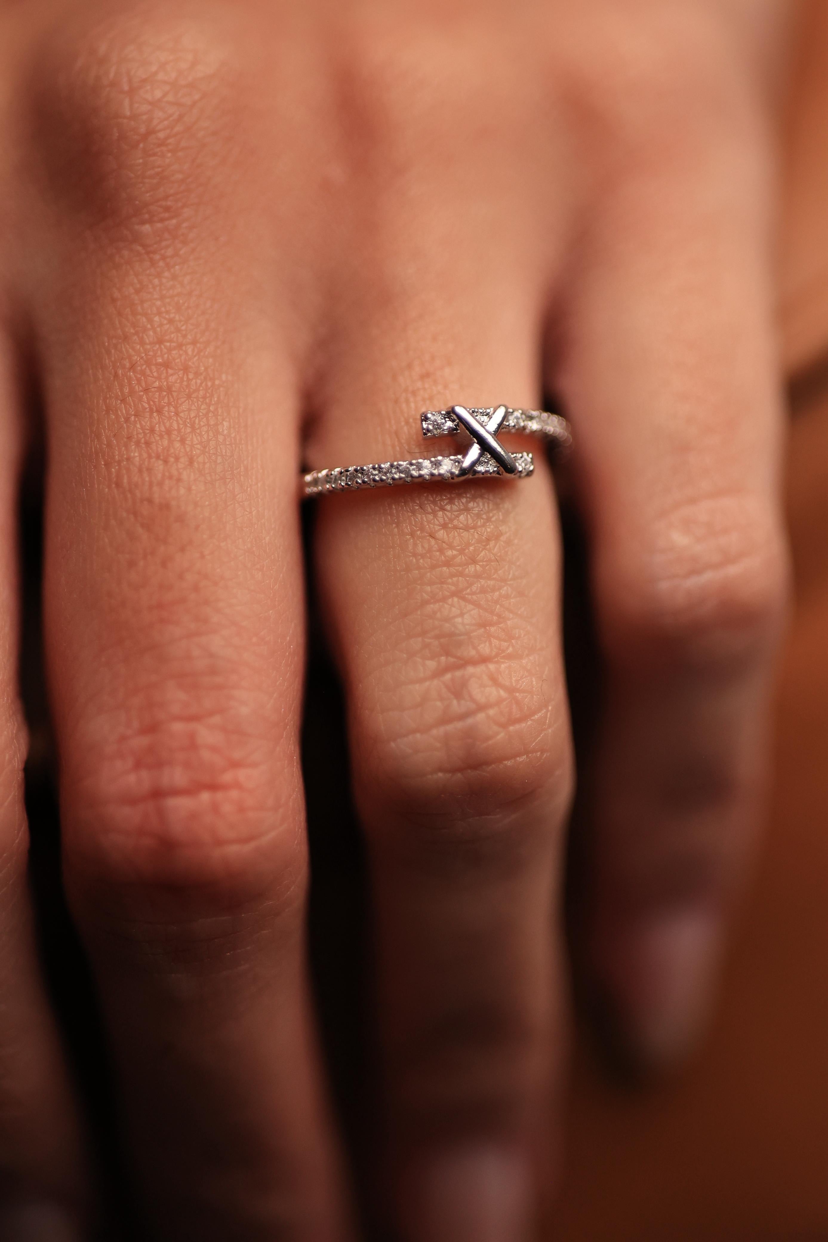 Anel X Cravejado Banho Ródio