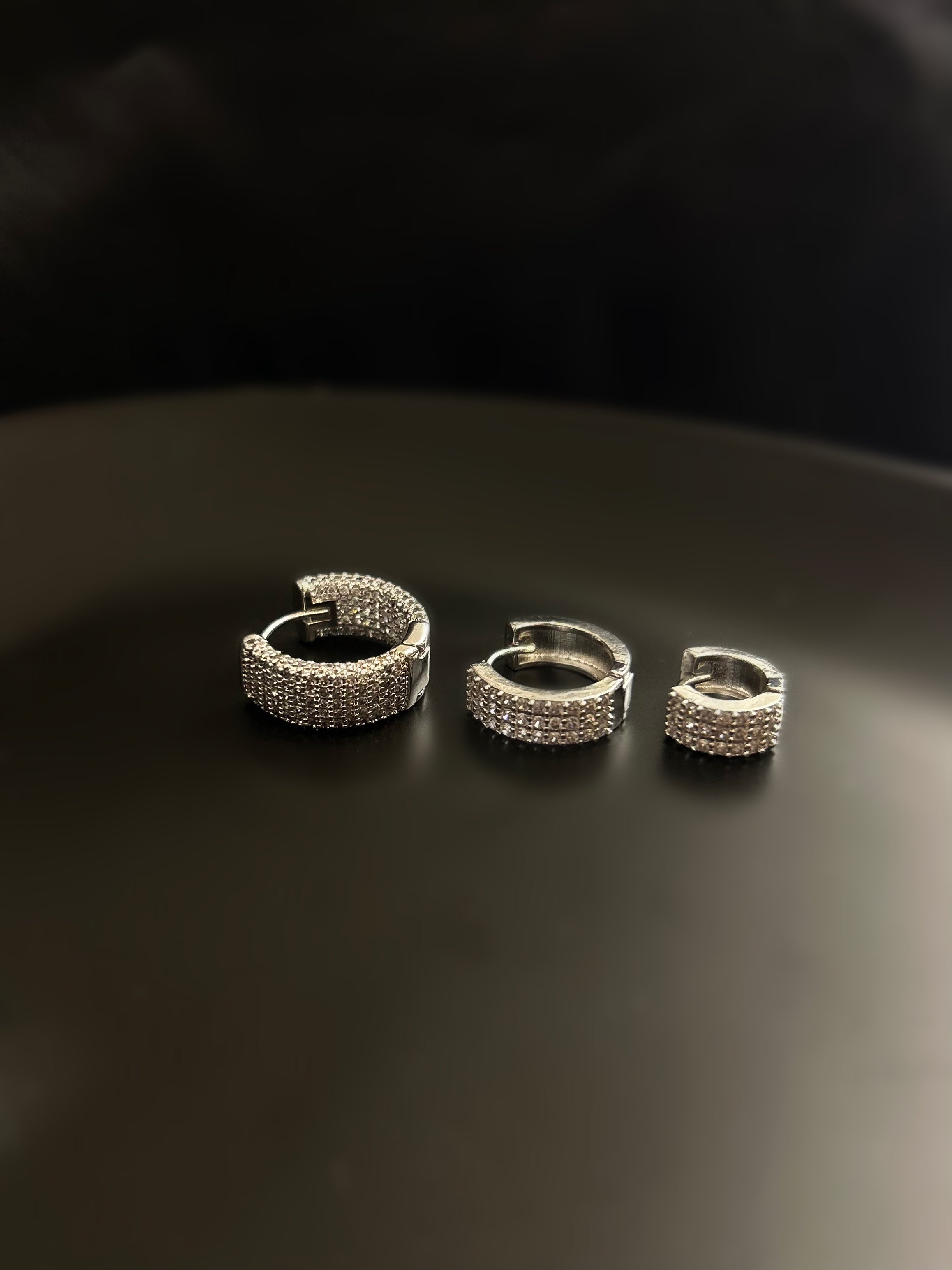 Trio de Argolas Cravejadas Banho Ródio