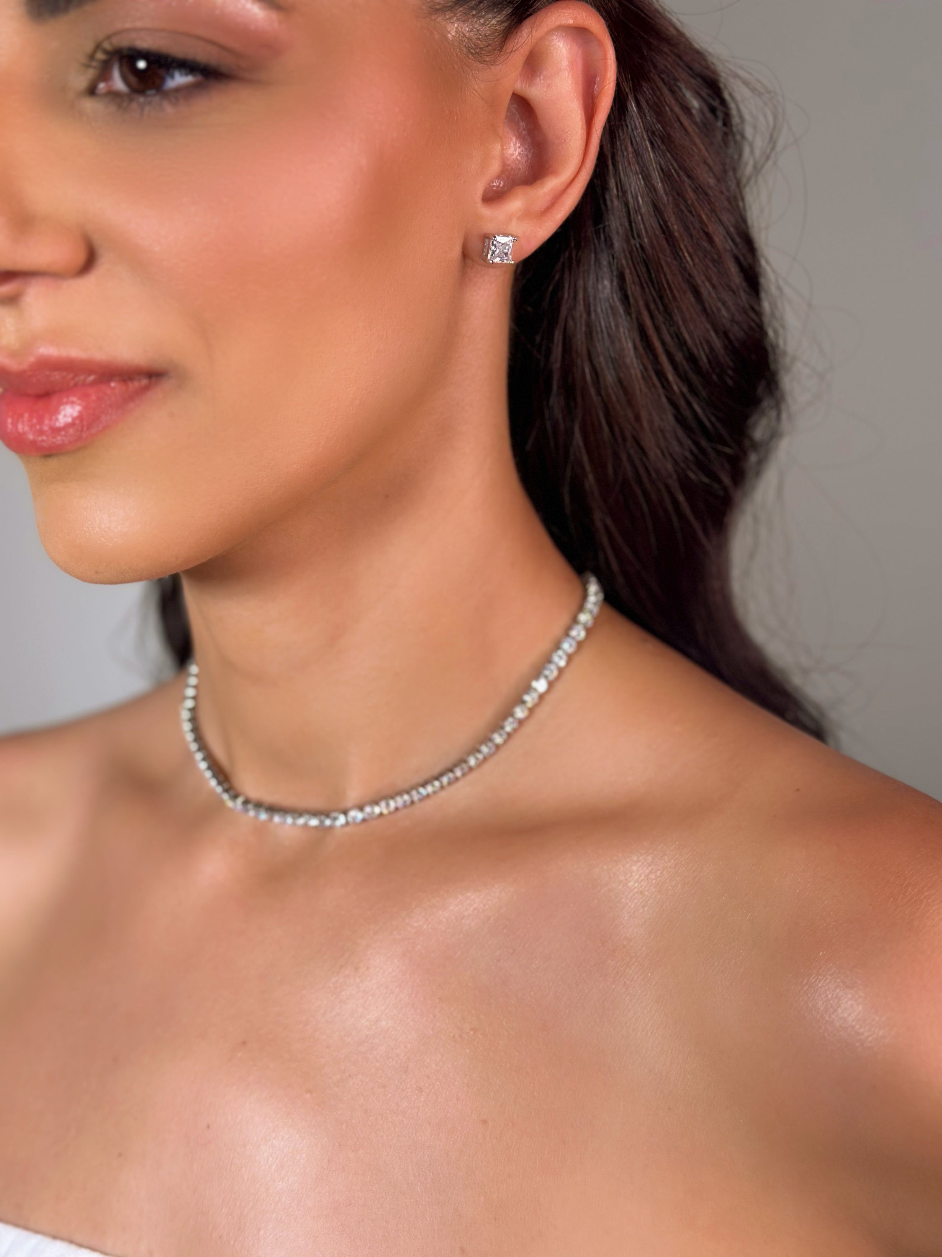 Brinco Ponto de Luz Quadrado Ródio