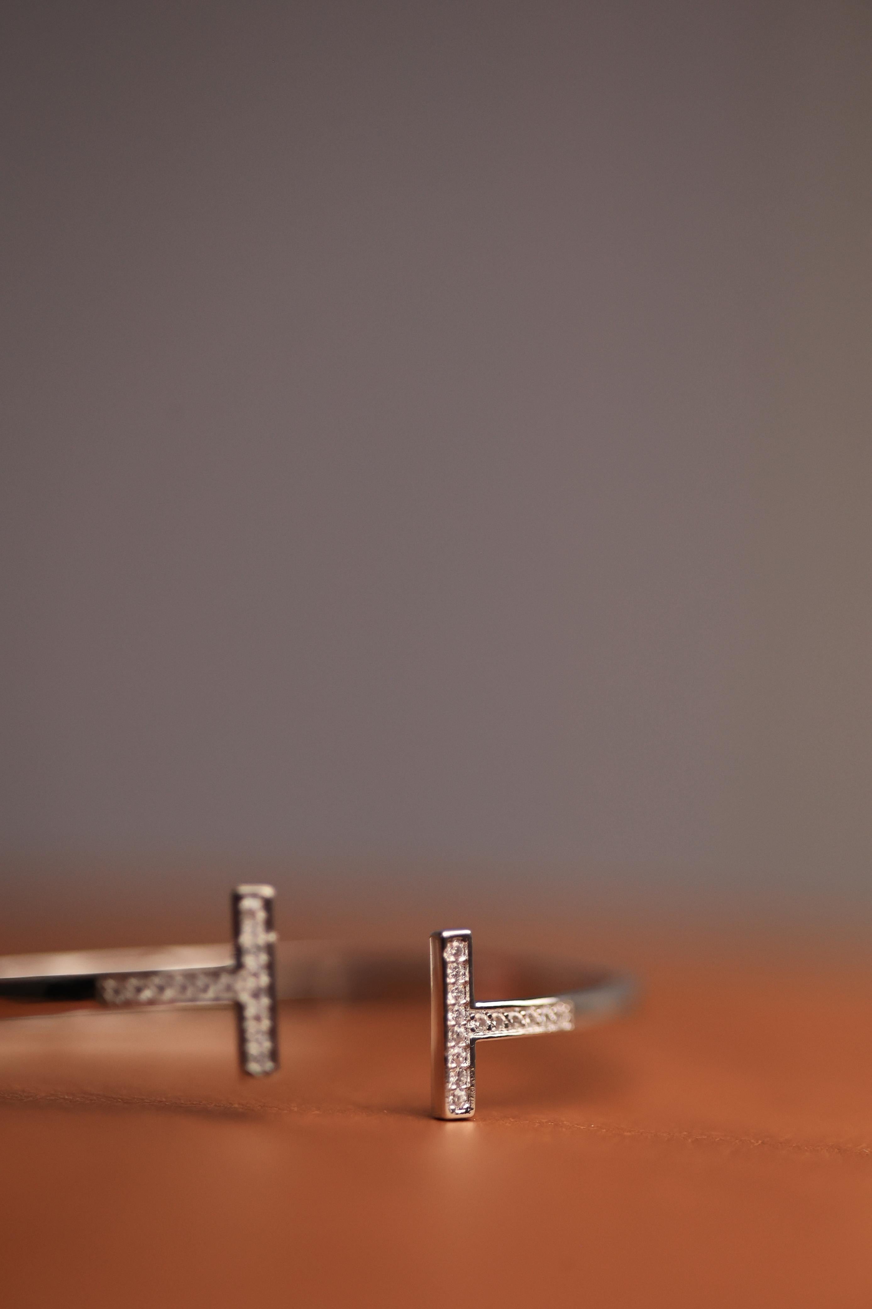 Pulseira Bracelete Inspired Banho Ródio